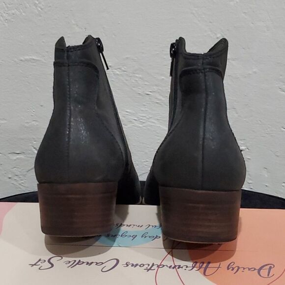 Lucky Brand Belia Leather Ankle Boots in Distressed Black Size 8 - Picture 7 of 16
